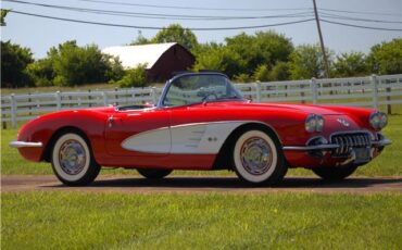 Chevrolet-Corvette-1960-Convertible-21