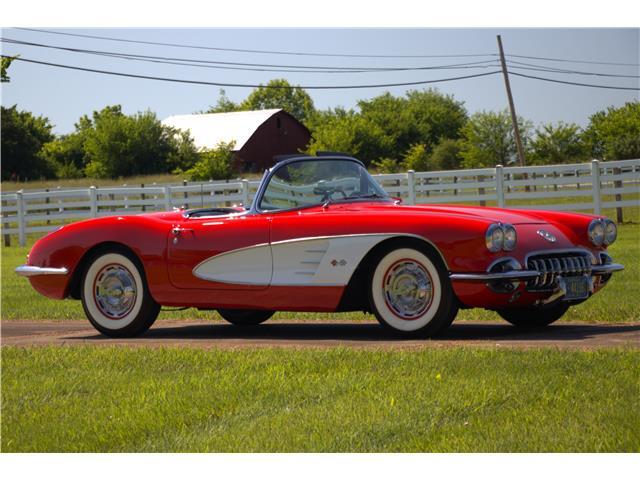 Chevrolet-Corvette-1960-Convertible-21