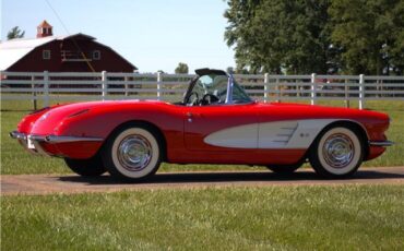 Chevrolet-Corvette-1960-Convertible-23