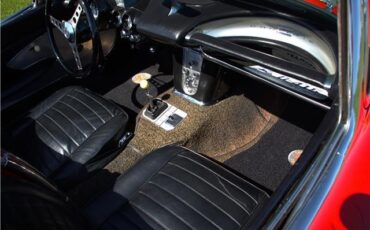 Chevrolet-Corvette-1960-Convertible-24