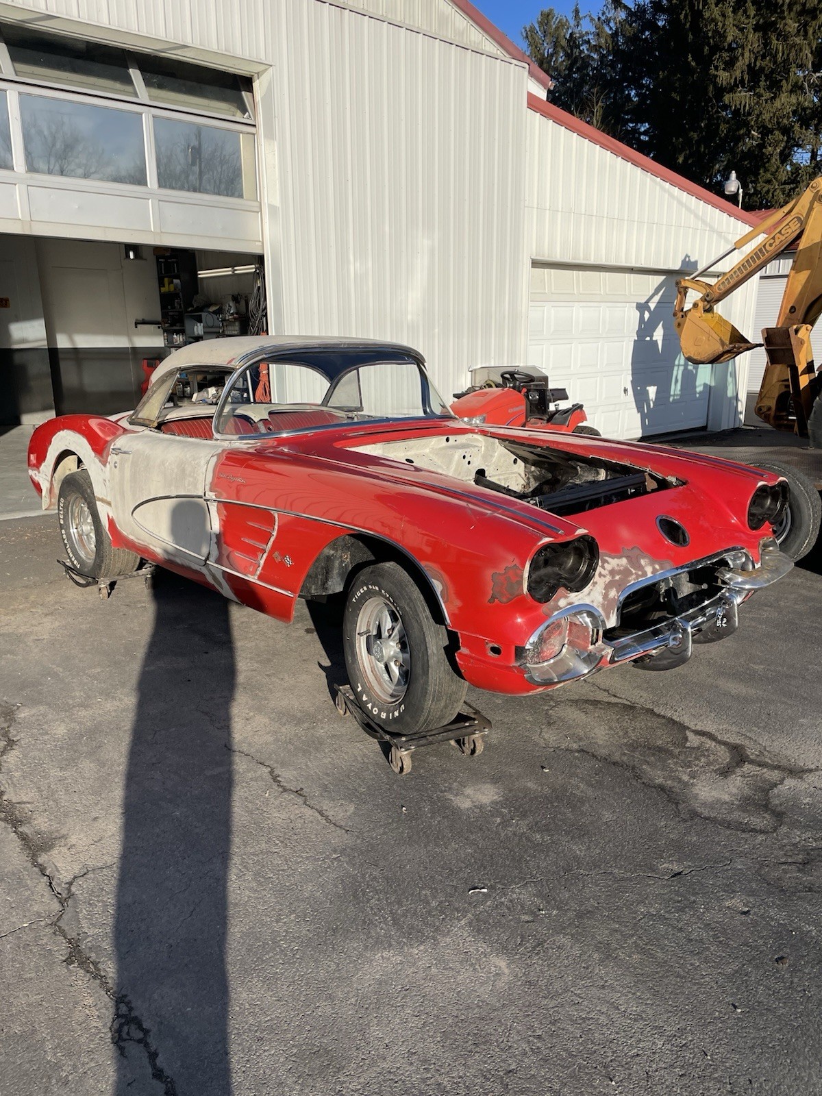 Chevrolet-Corvette-1960-Convertible-3