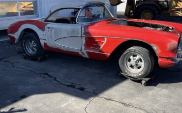Chevrolet-Corvette-1960-Convertible