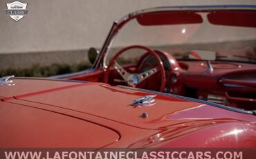 Chevrolet-Corvette-1961-22