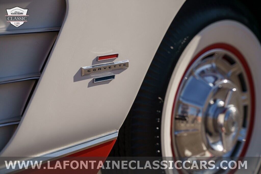 Chevrolet-Corvette-1961-23