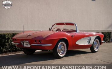 Chevrolet-Corvette-1961-24