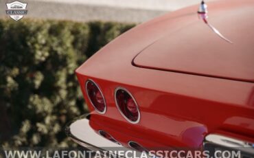 Chevrolet-Corvette-1961-26