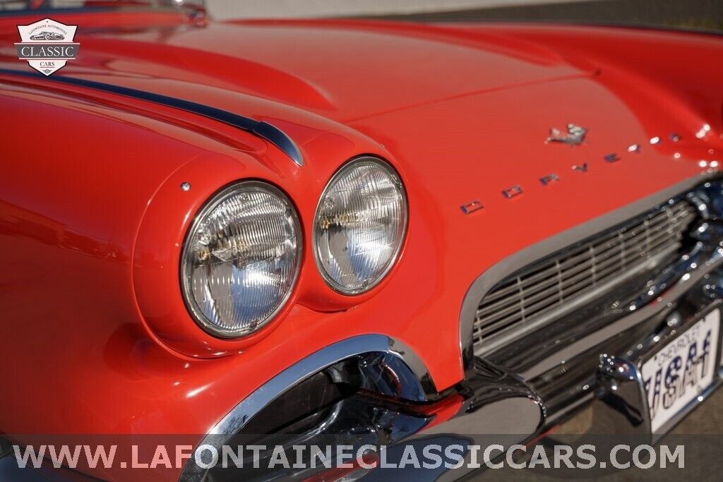 Chevrolet-Corvette-1961-34
