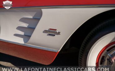 Chevrolet-Corvette-1961-37