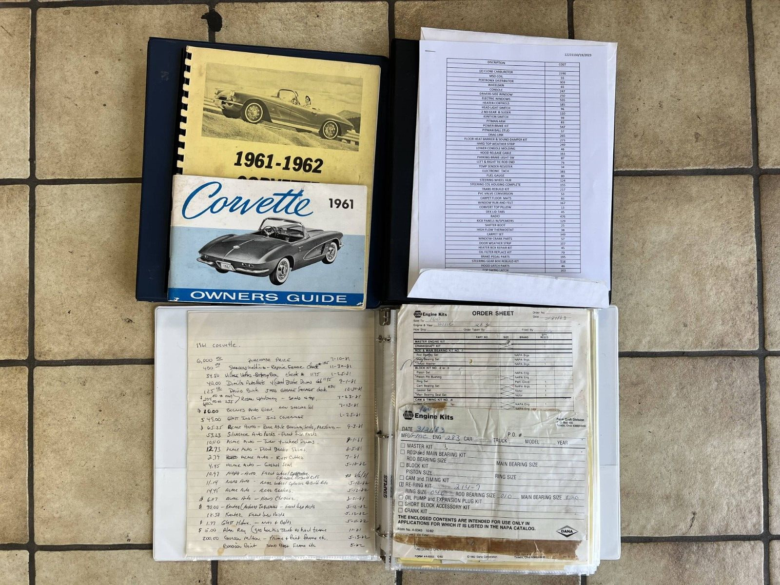 Chevrolet-Corvette-1961-Convertible-30