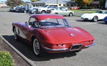Chevrolet-Corvette-1961-Convertible-5
