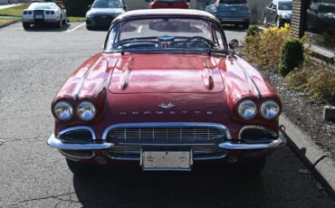 Chevrolet-Corvette-1961-Convertible-7