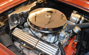 Chevrolet-Corvette-1962-Convertible-11