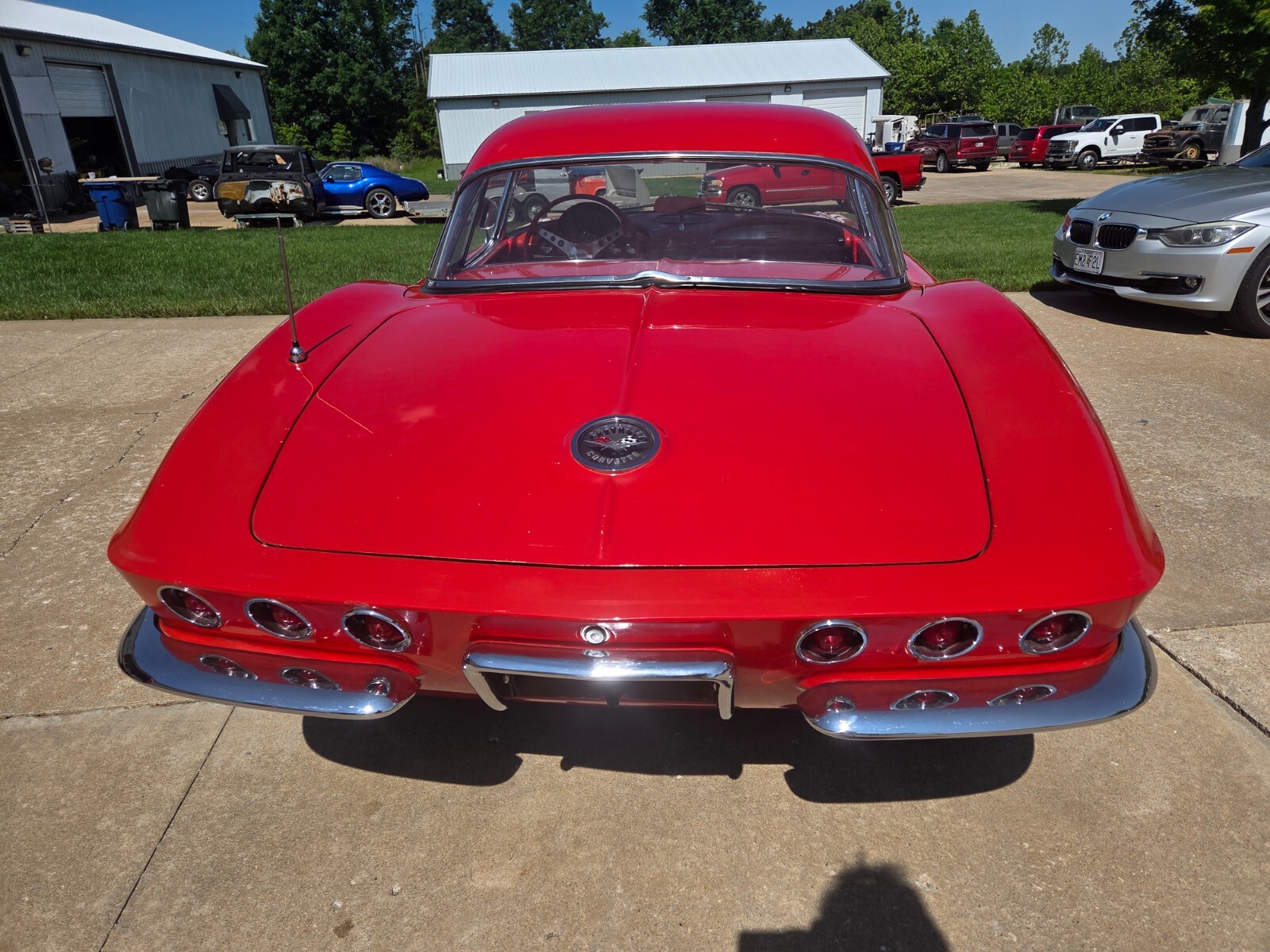 Chevrolet-Corvette-1962-Convertible-11