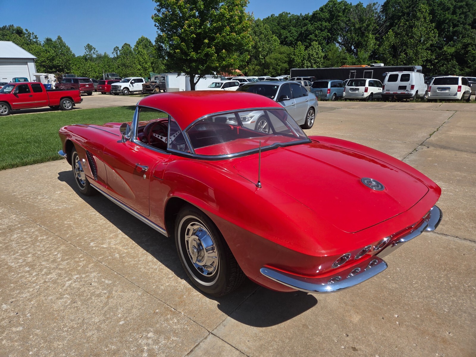 Chevrolet-Corvette-1962-Convertible-13
