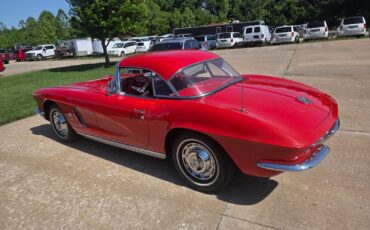 Chevrolet-Corvette-1962-Convertible-14