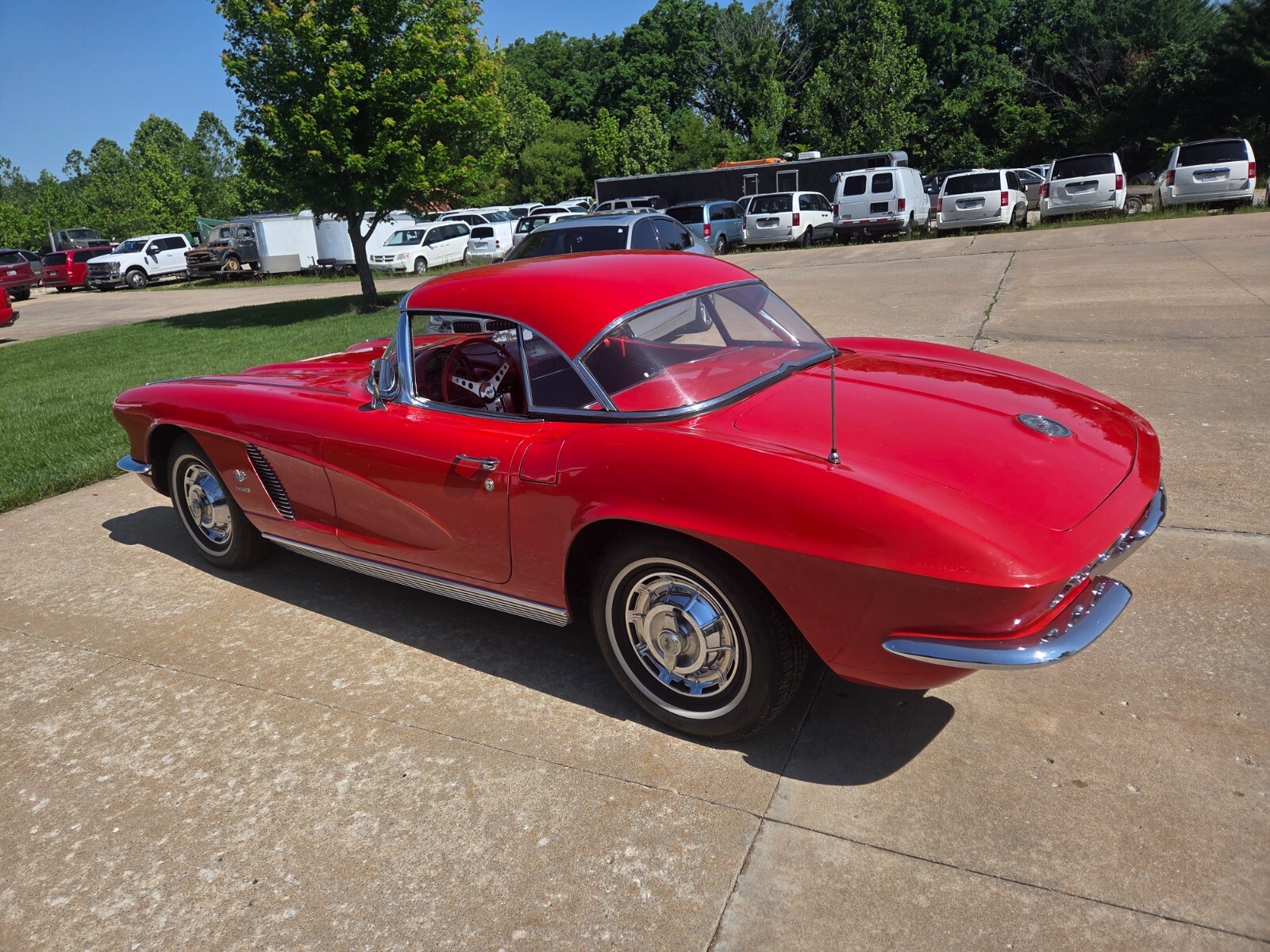Chevrolet-Corvette-1962-Convertible-14