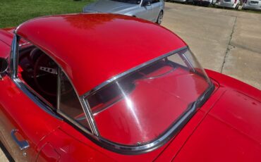 Chevrolet-Corvette-1962-Convertible-15