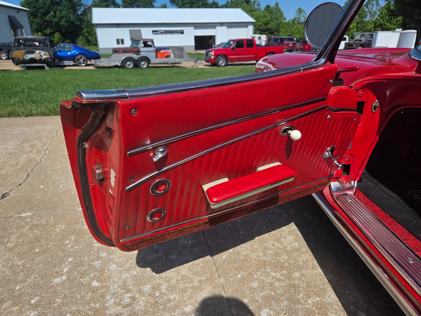 Chevrolet-Corvette-1962-Convertible-16