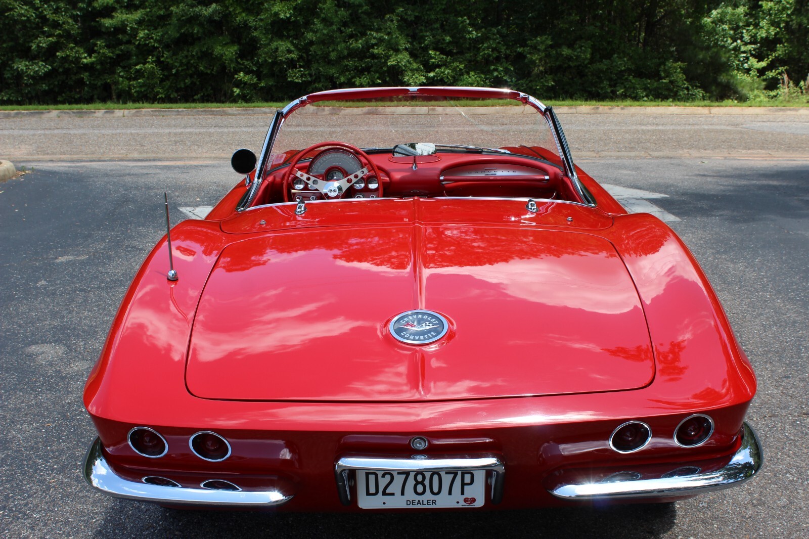 Chevrolet-Corvette-1962-Convertible-17