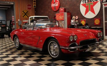 Chevrolet-Corvette-1962-Convertible-2