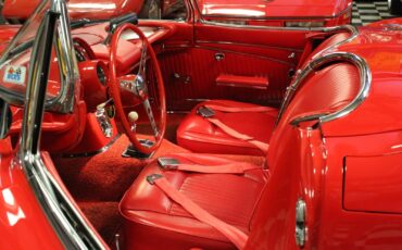 Chevrolet-Corvette-1962-Convertible-21
