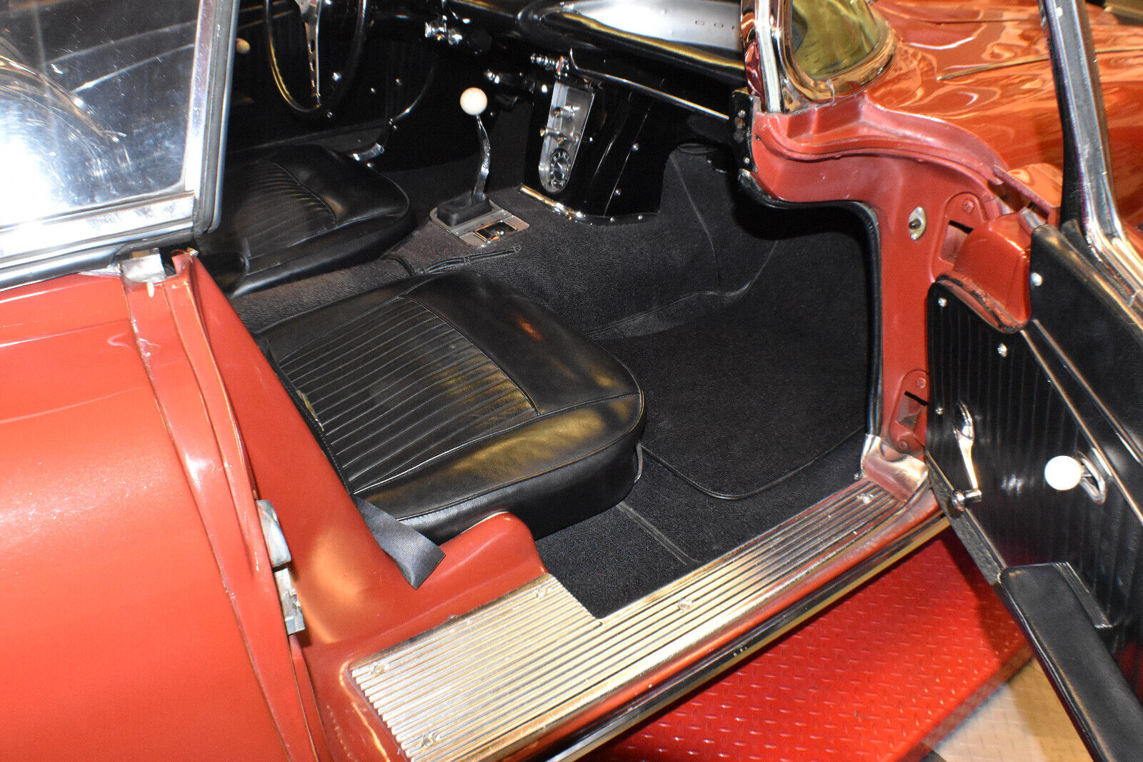 Chevrolet-Corvette-1962-Convertible-23