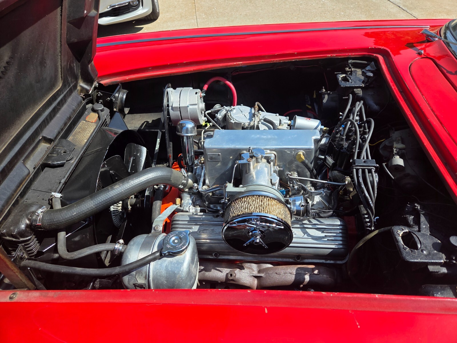 Chevrolet-Corvette-1962-Convertible-24