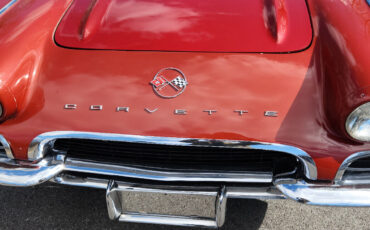 Chevrolet-Corvette-1962-Convertible-35
