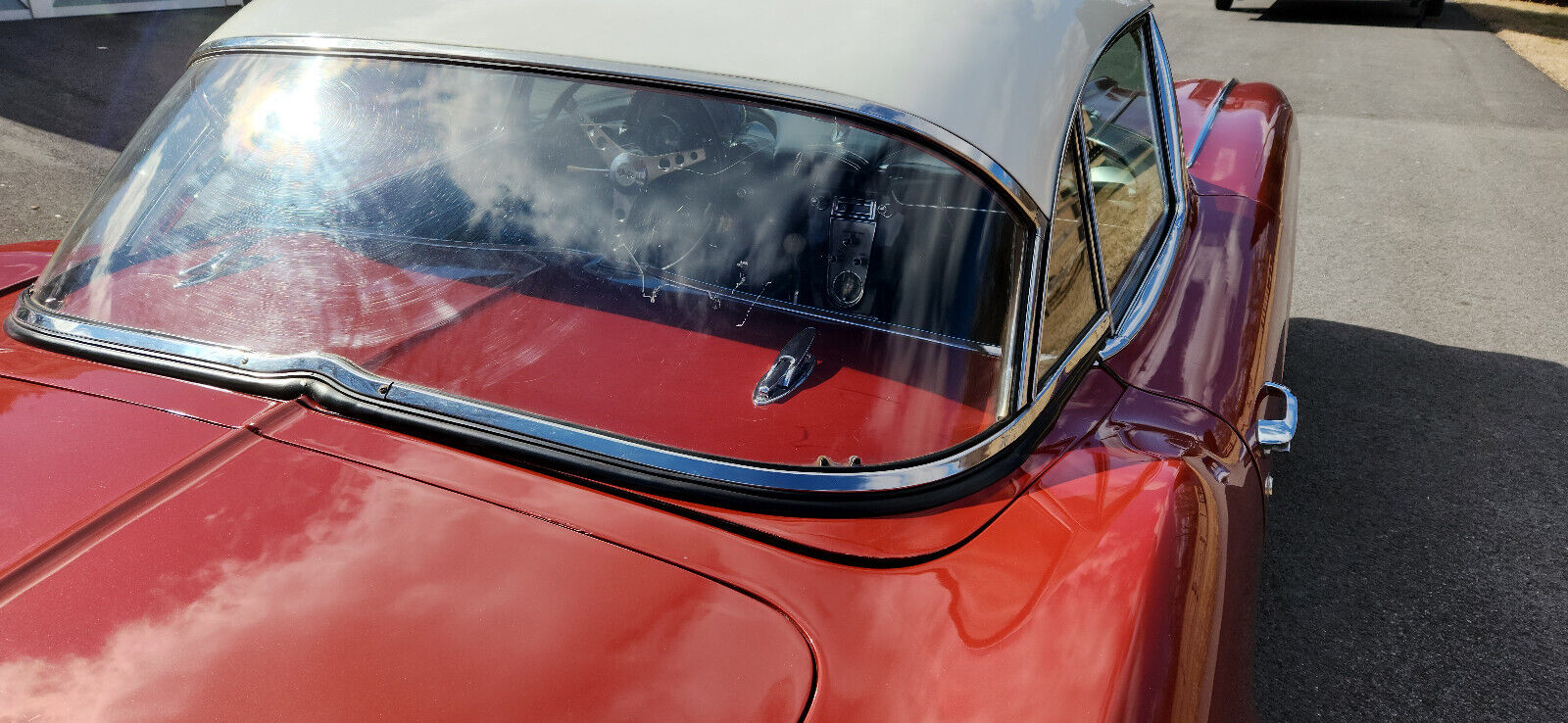 Chevrolet-Corvette-1962-Convertible-38