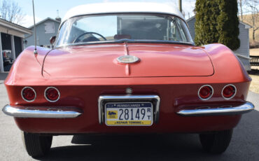 Chevrolet-Corvette-1962-Convertible-4