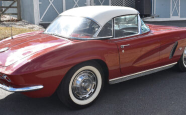 Chevrolet-Corvette-1962-Convertible-5