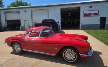 Chevrolet-Corvette-1962-Convertible-6