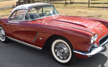 Chevrolet-Corvette-1962-Convertible-7