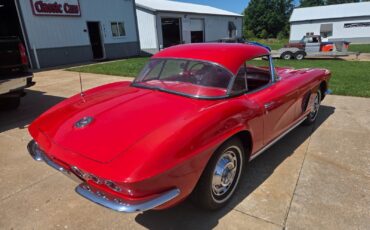 Chevrolet-Corvette-1962-Convertible-9