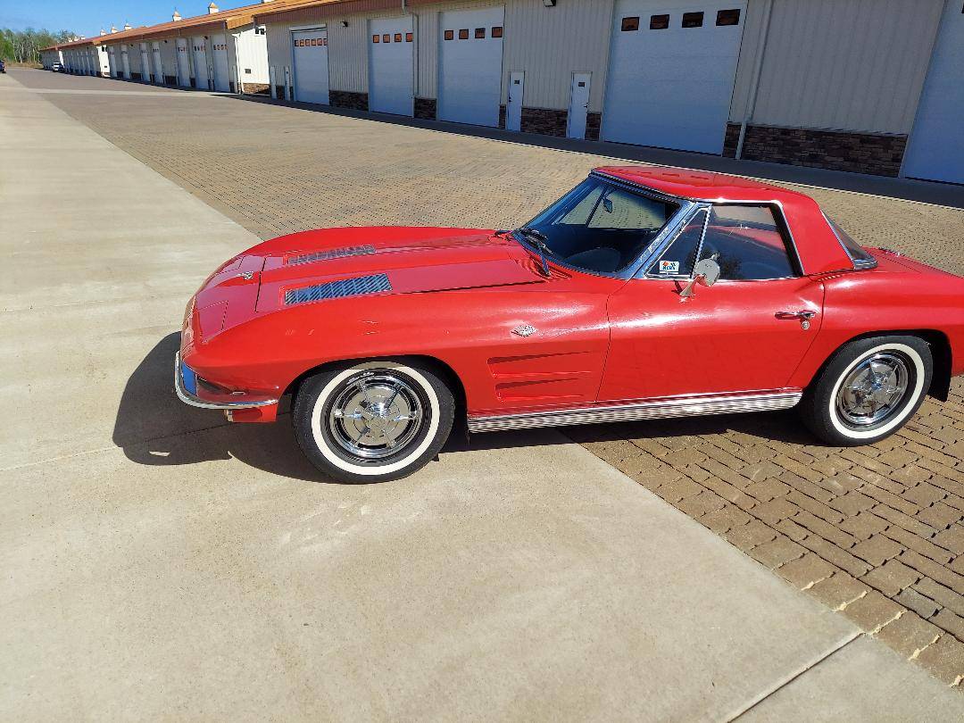 Chevrolet-Corvette-1963-1