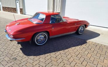 Chevrolet-Corvette-1963-2
