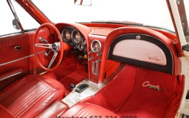 Chevrolet-Corvette-1963-Coupe-13