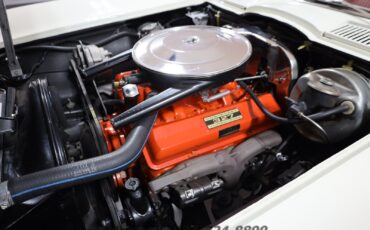 Chevrolet-Corvette-1963-Coupe-2