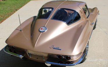 Chevrolet-Corvette-1963-Coupe-4