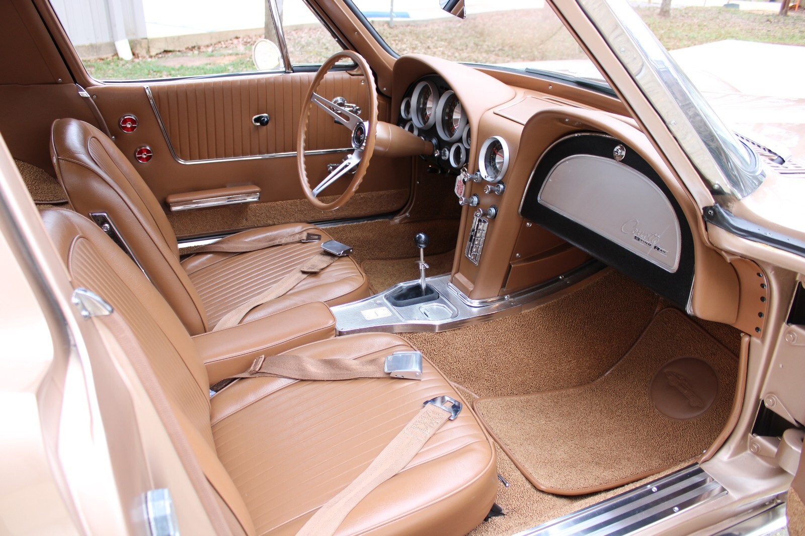 Chevrolet-Corvette-1963-Coupe-5