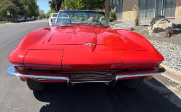 Chevrolet-Corvette-1964-32