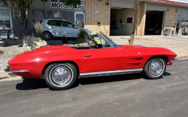 Chevrolet-Corvette-1964-33