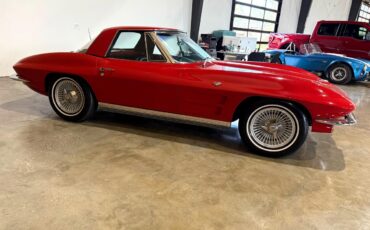 Chevrolet-Corvette-1964-Classic-Car-10