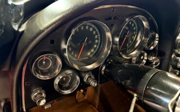 Chevrolet-Corvette-1964-Classic-Car-23