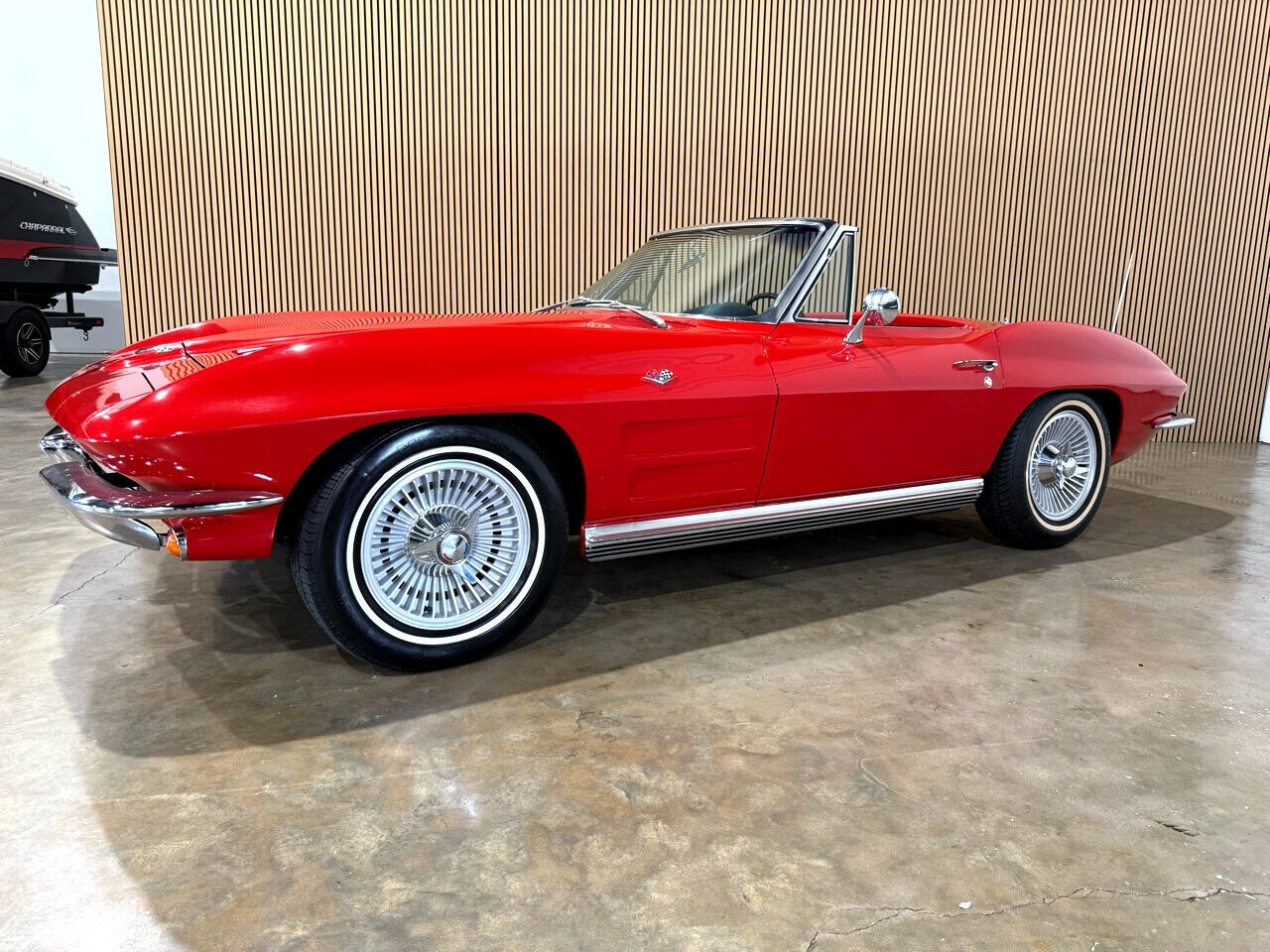 Chevrolet-Corvette-1964-Classic-Car-31