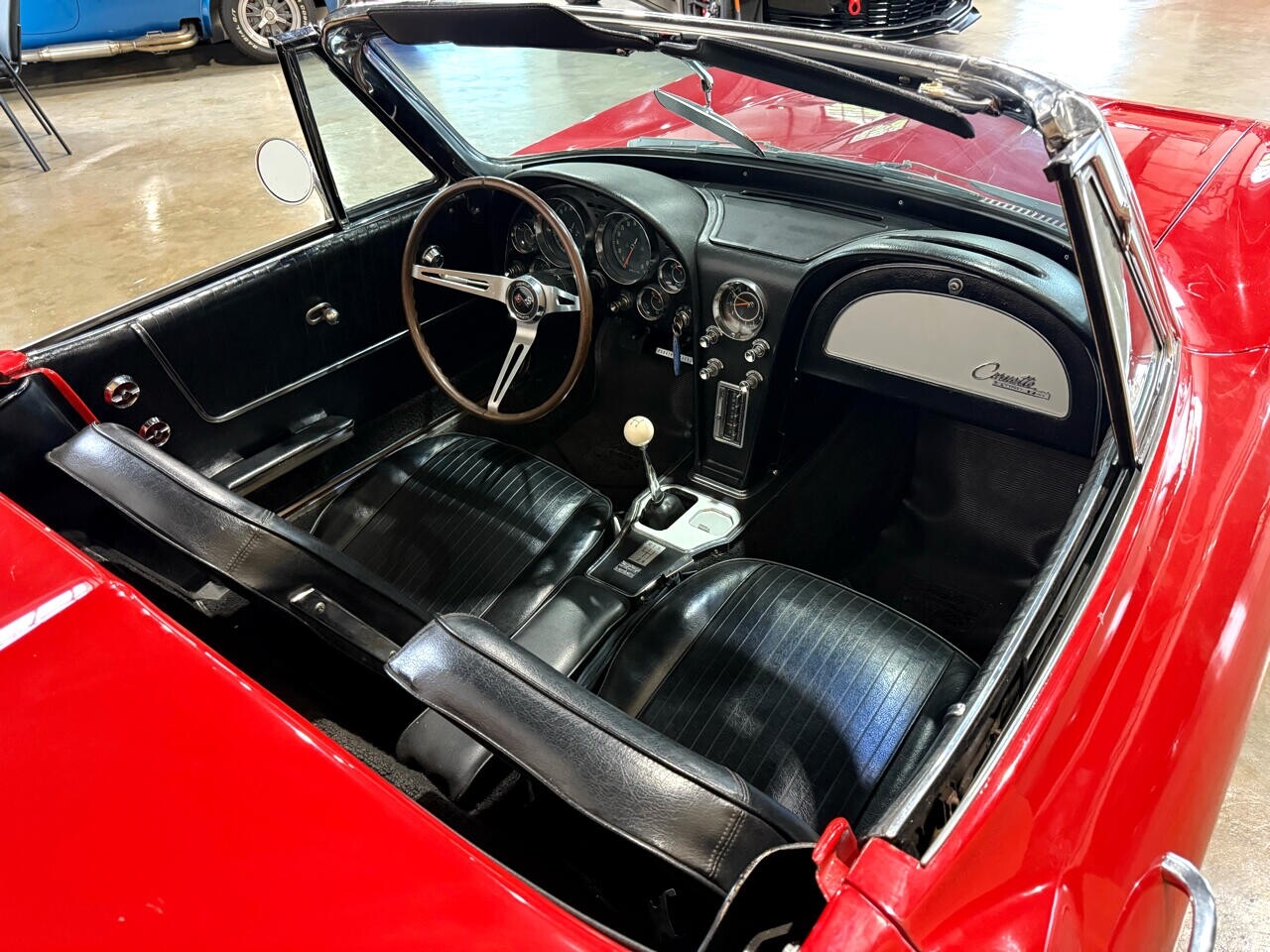 Chevrolet-Corvette-1964-Classic-Car-38