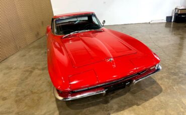Chevrolet-Corvette-1964-Classic-Car-8