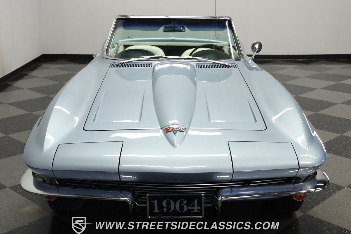 Chevrolet-Corvette-1964-Convertible-15