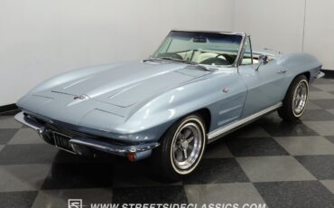 Chevrolet-Corvette-1964-Convertible-17