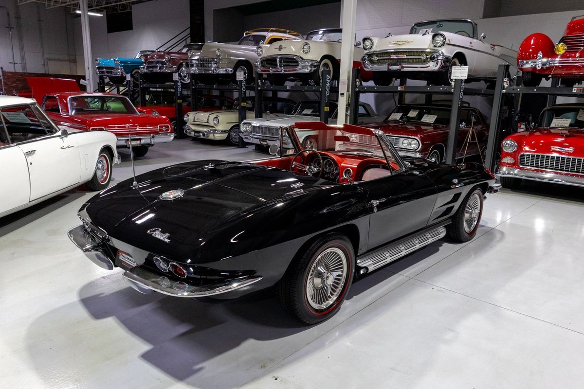 Chevrolet-Corvette-1964-Convertible-17
